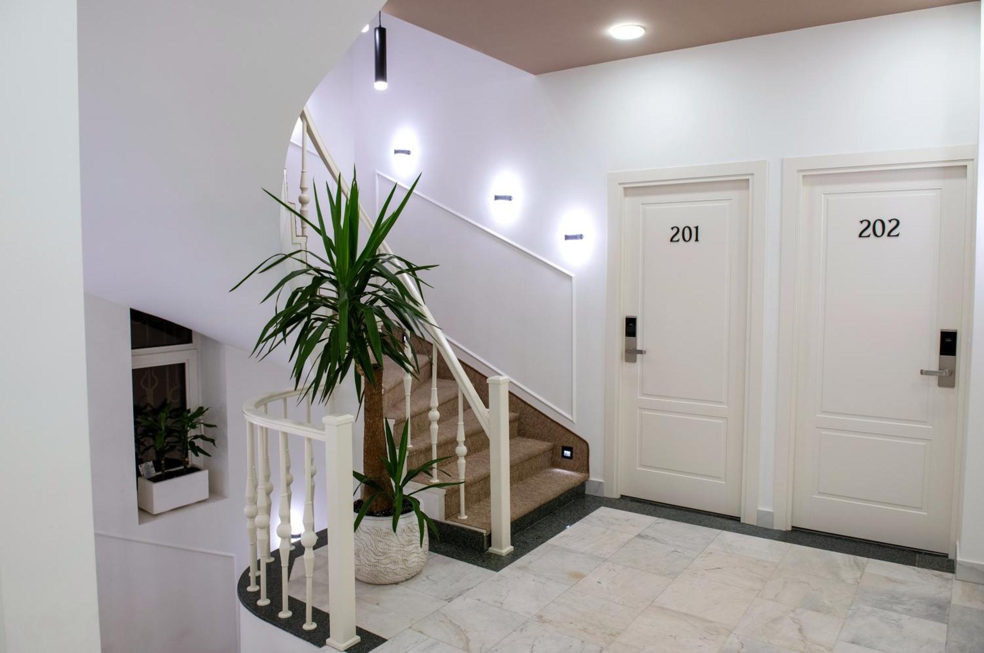 The House Hotel Erevan Esterno foto