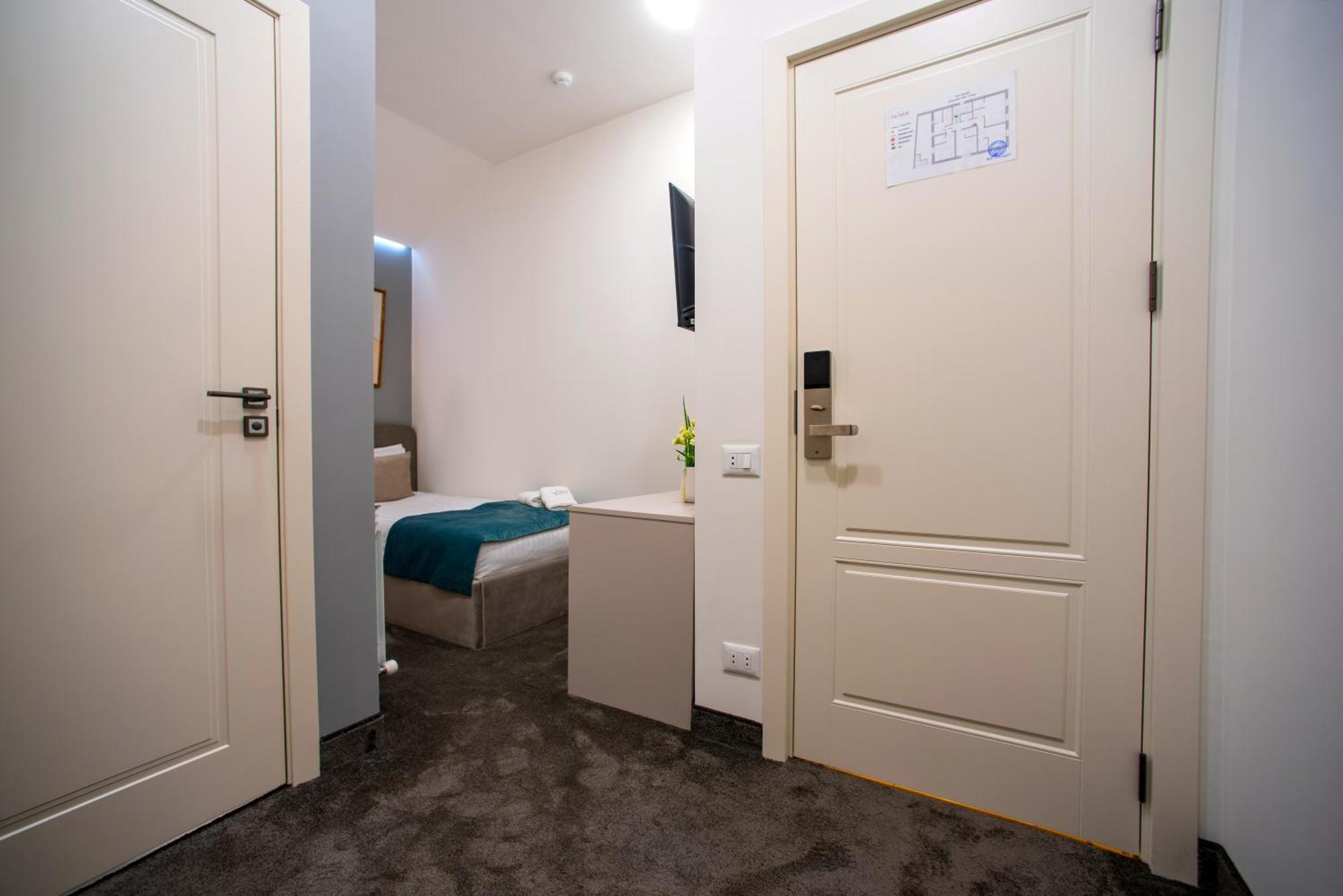 The House Hotel Erevan Esterno foto