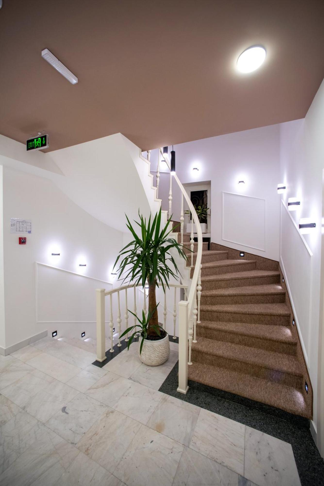 The House Hotel Erevan Esterno foto