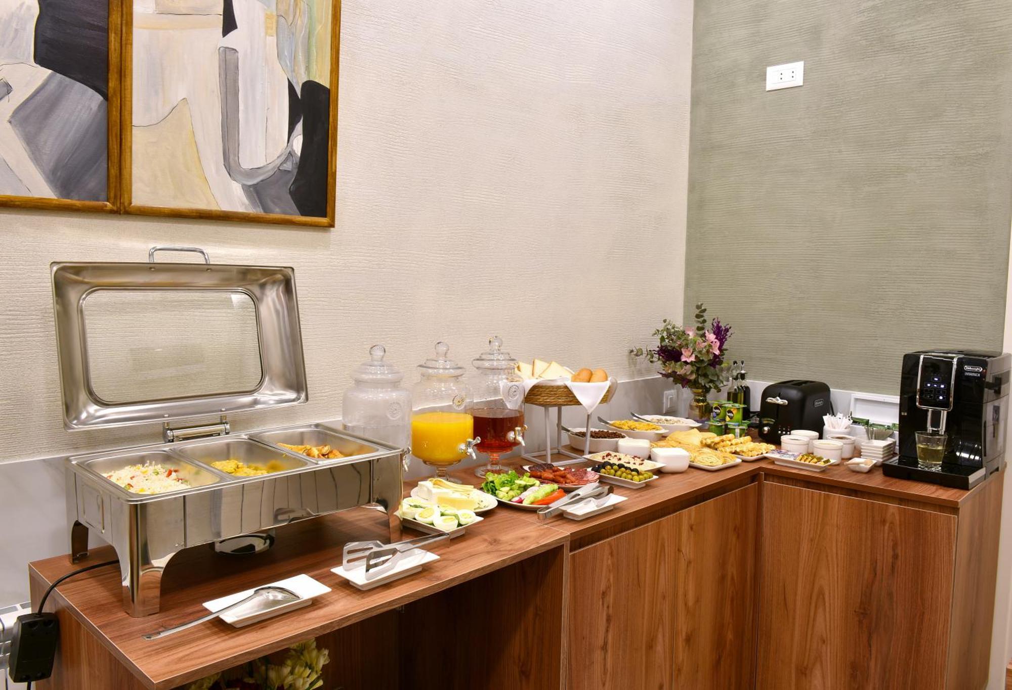 The House Hotel Erevan Esterno foto
